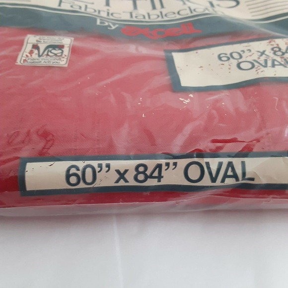 Vintage Perfect Settings By Excell Red Fabric Tablecloth New Christmas - Picture 2 of 6